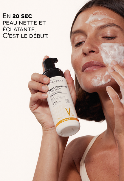 Offre Spéciale Booster Vitamine C : Mousse Flash Éclat -50% + Trousse Cadeau